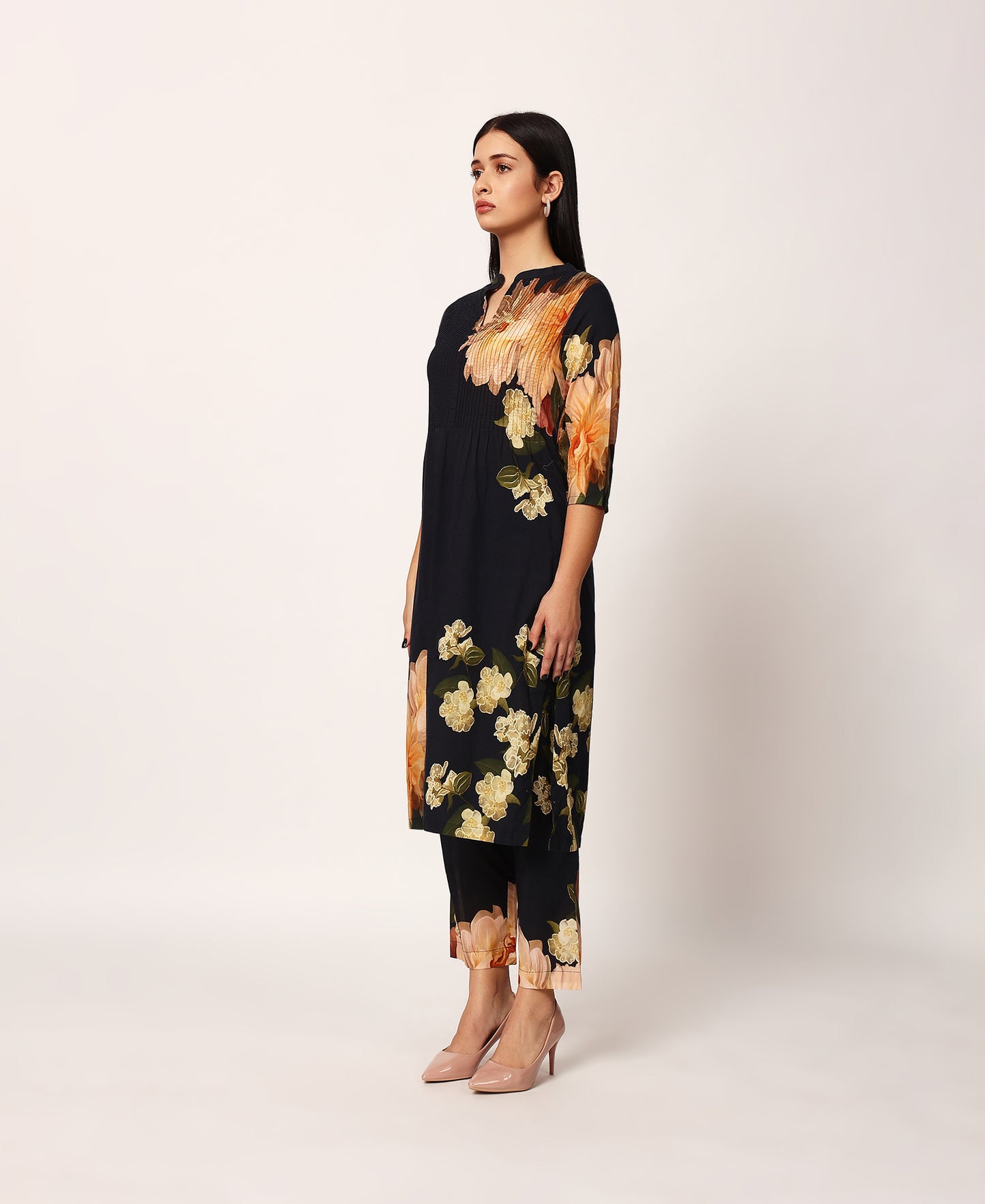 Yuri kurta set