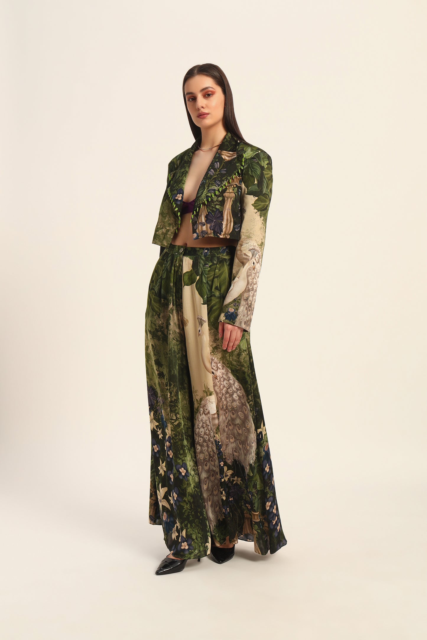 Mrunal Cropped blazer and pants set