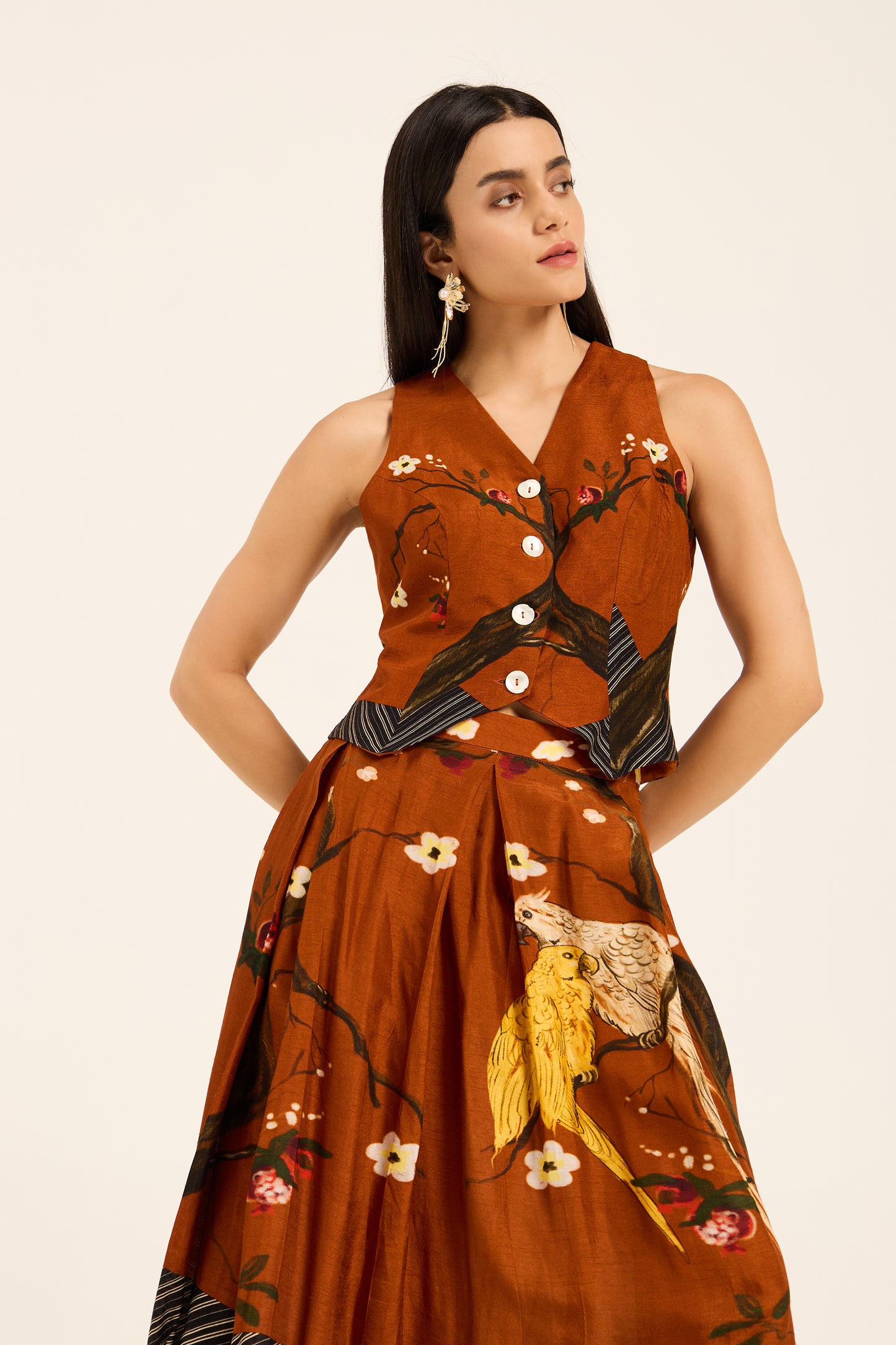 Misora waistcoat and skirt set