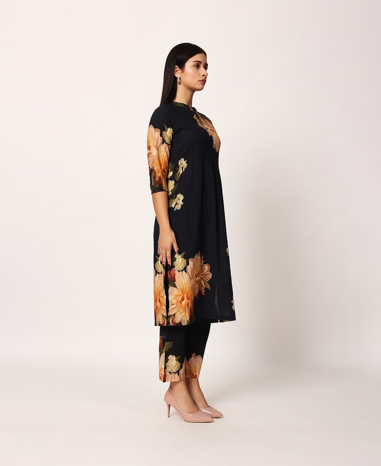 Yuri kurta set