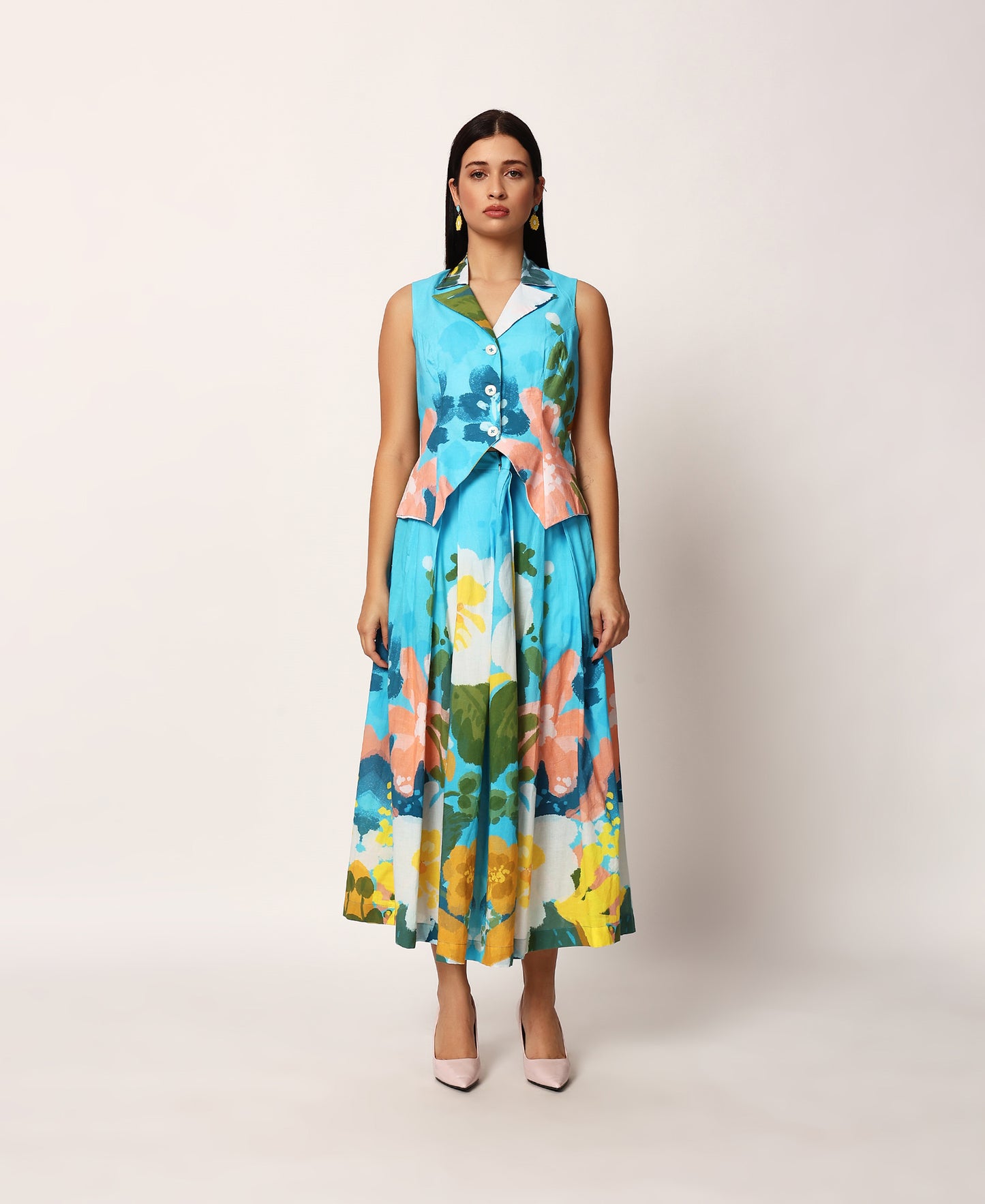 Kosumosu waistcoat and skirt set
