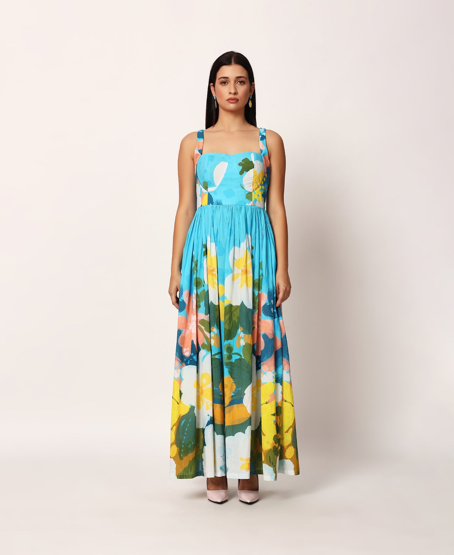 Kosumosu blue dress