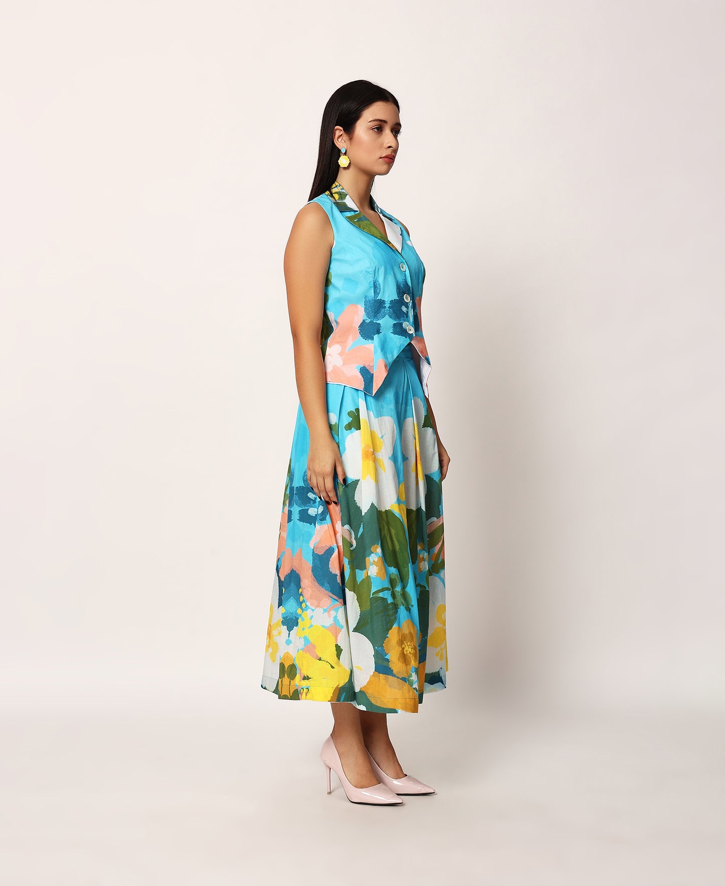 Kosumosu waistcoat and skirt set