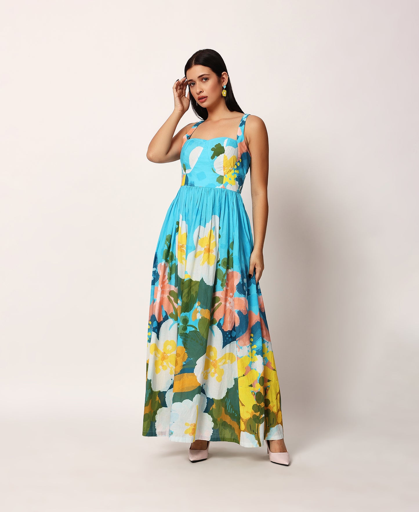 Kosumosu blue dress