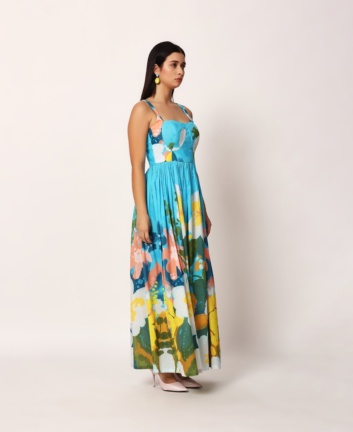 Kosumosu blue dress